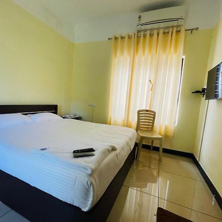 Hotel Akr Residency Kazhakuttam Exteriér fotografie