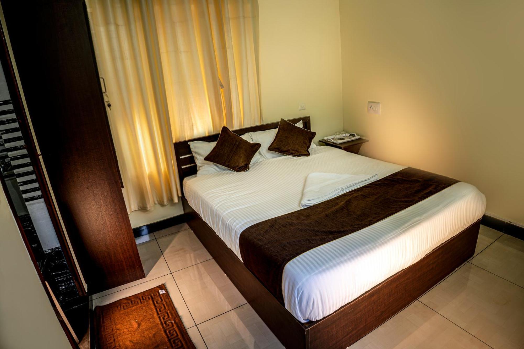 Hotel Akr Residency Kazhakuttam Exteriér fotografie