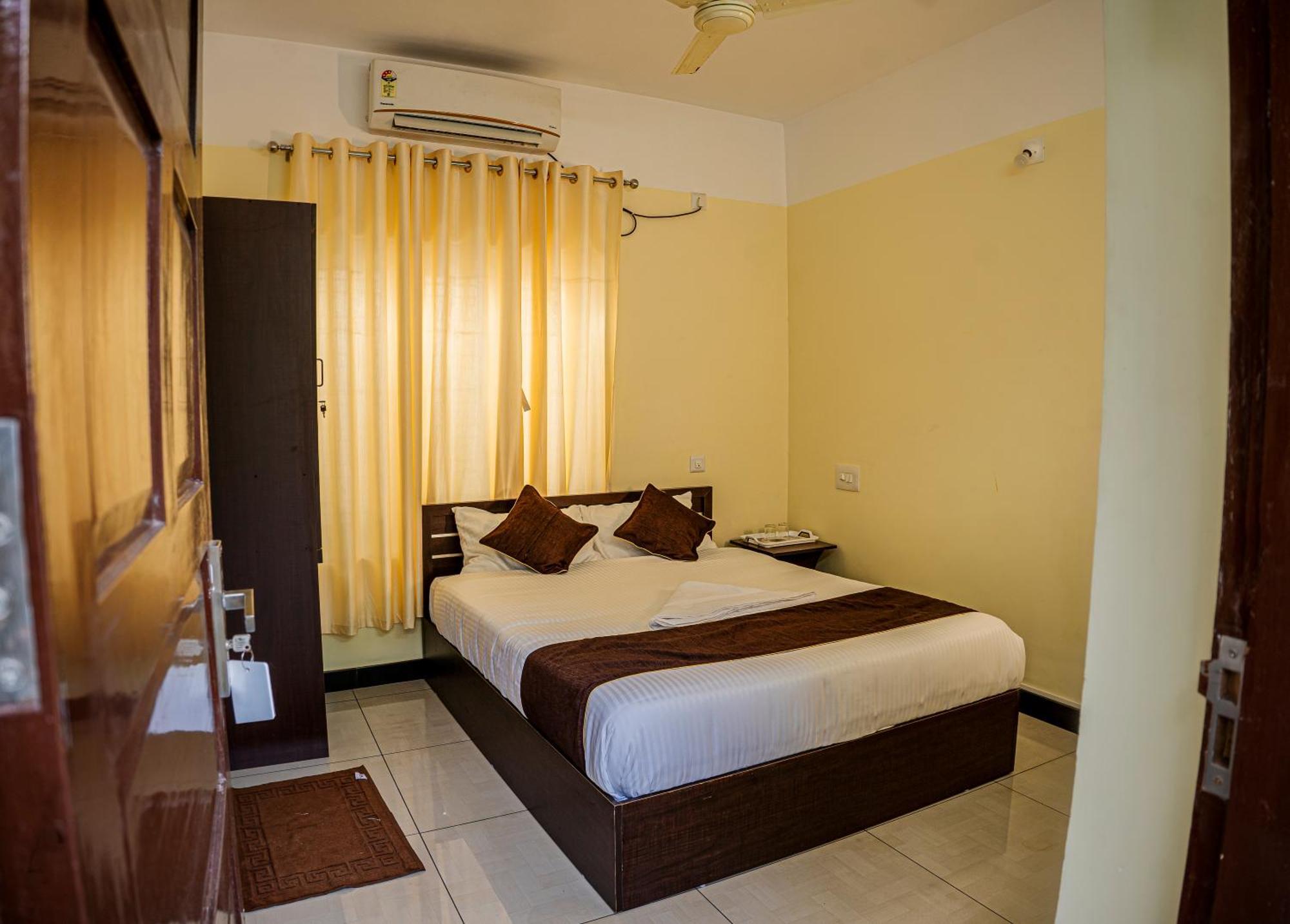 Hotel Akr Residency Kazhakuttam Exteriér fotografie