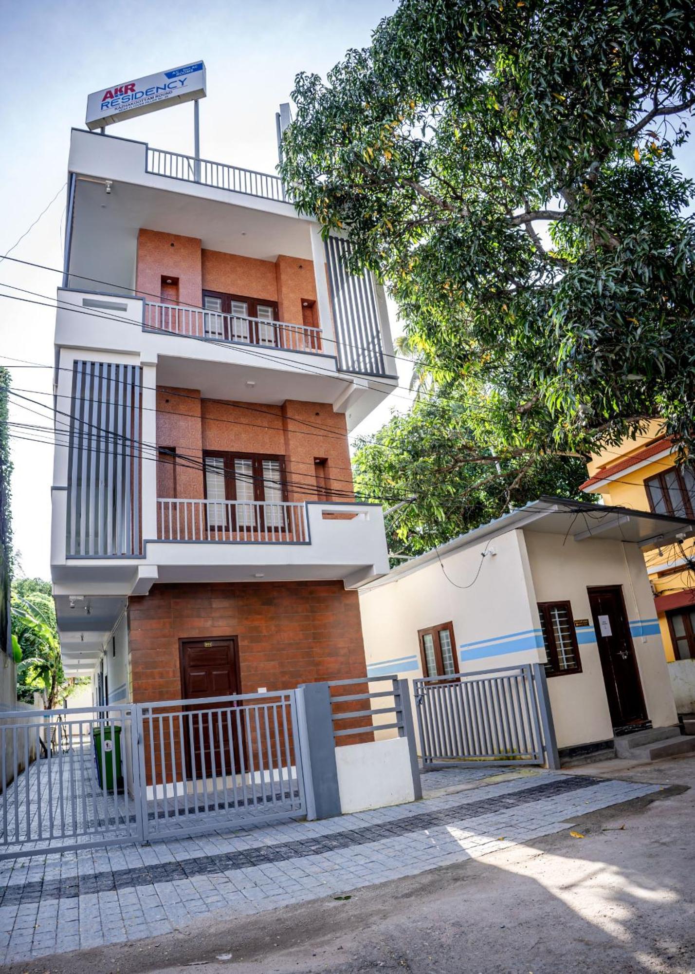 Hotel Akr Residency Kazhakuttam Exteriér fotografie
