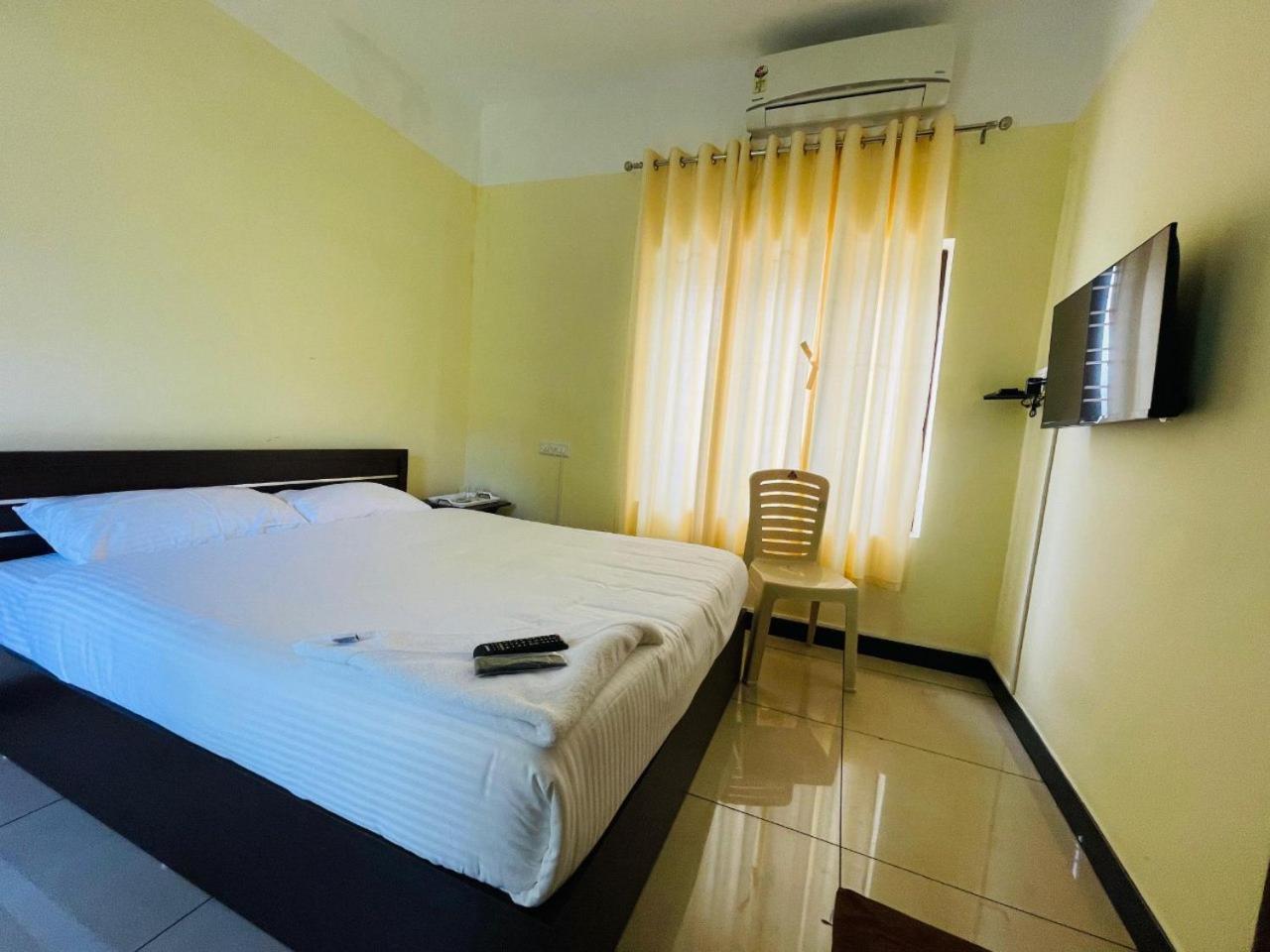 Hotel Akr Residency Kazhakuttam Exteriér fotografie